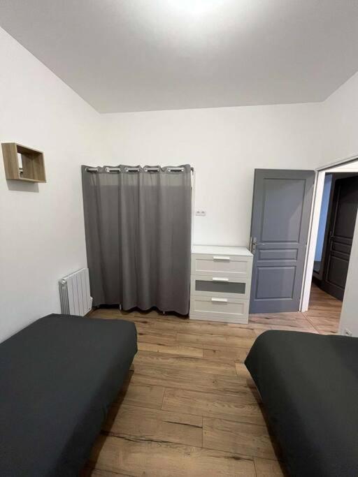 Maison Avec Cours Privative * Nesle